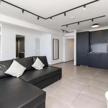 Ponderosa 4 - Two Bed Apartment Playa Fanabe